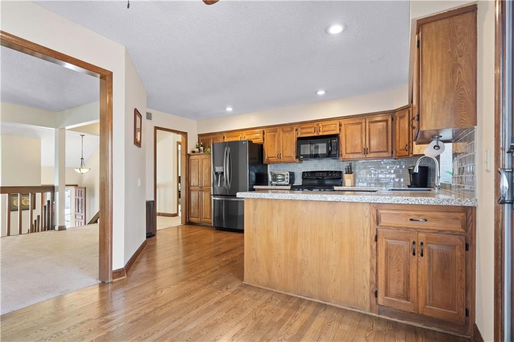 15114 W 131st Street — photo 20
