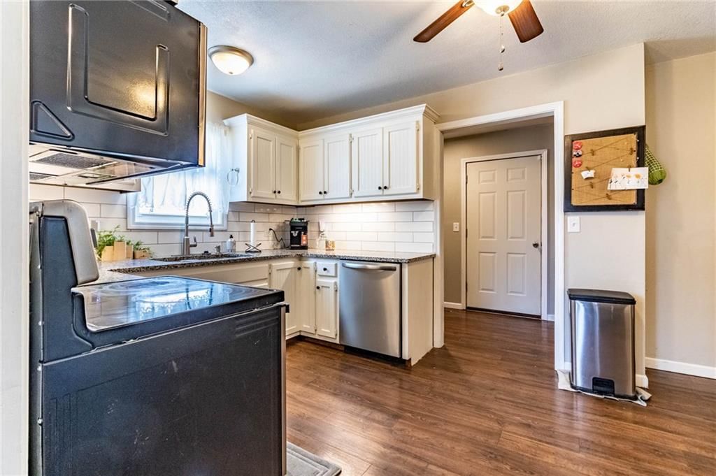 309 W 7th Street — photo 10