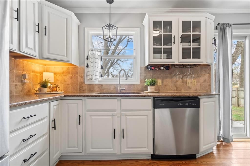 7306 Outlook Street — photo 13