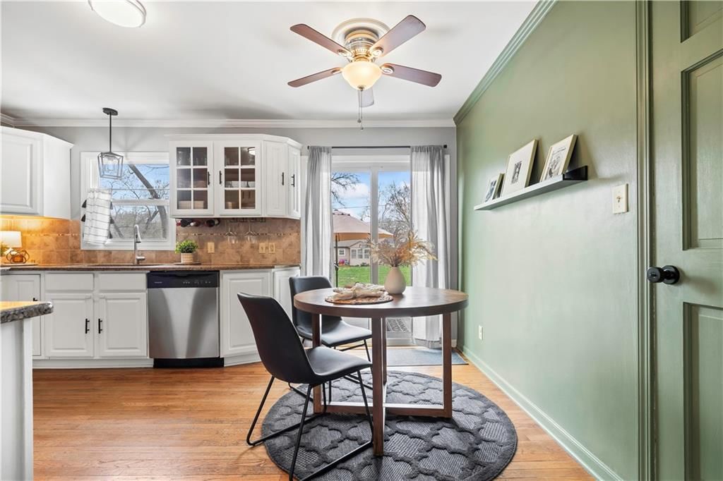 7306 Outlook Street — photo 10