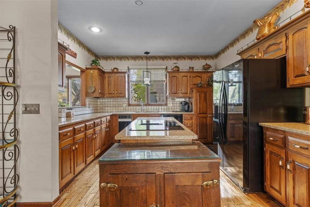 11725 Gillette Street — photo 20