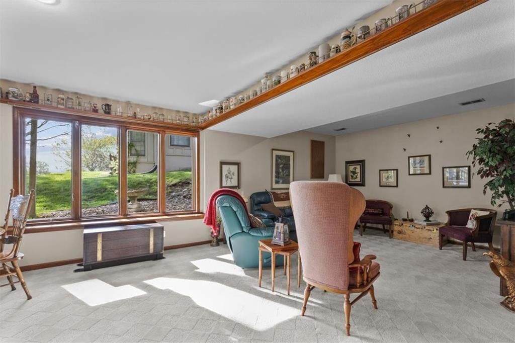 11725 Gillette Street — photo 23
