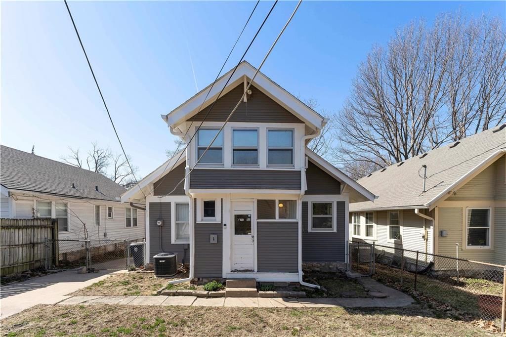 4233 Bell Street — photo 17