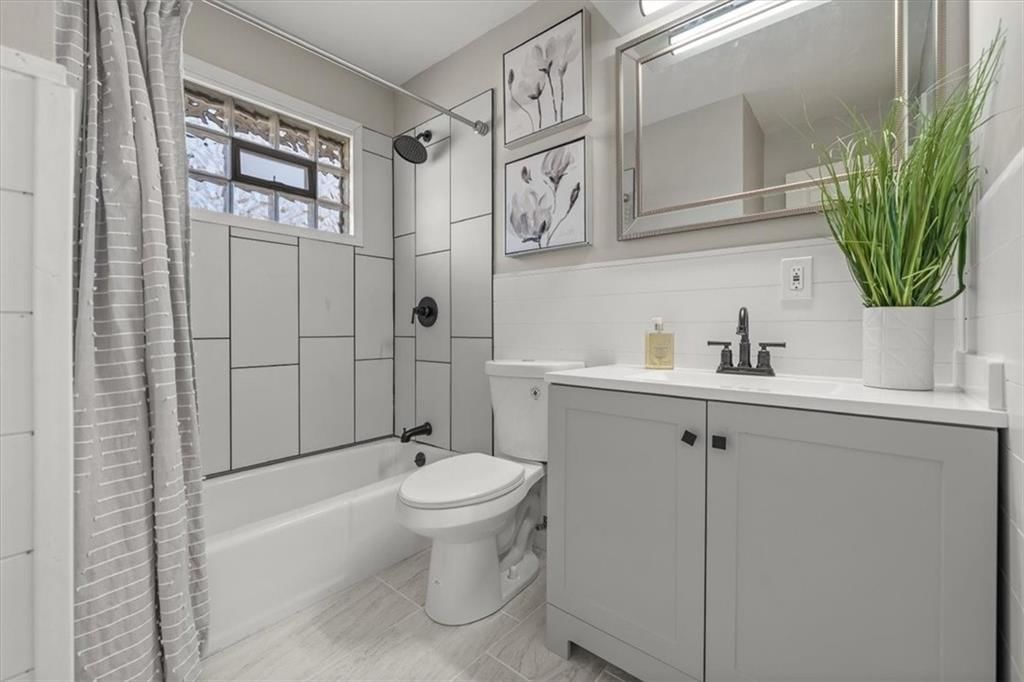 1303 Baltimore Street — photo 15