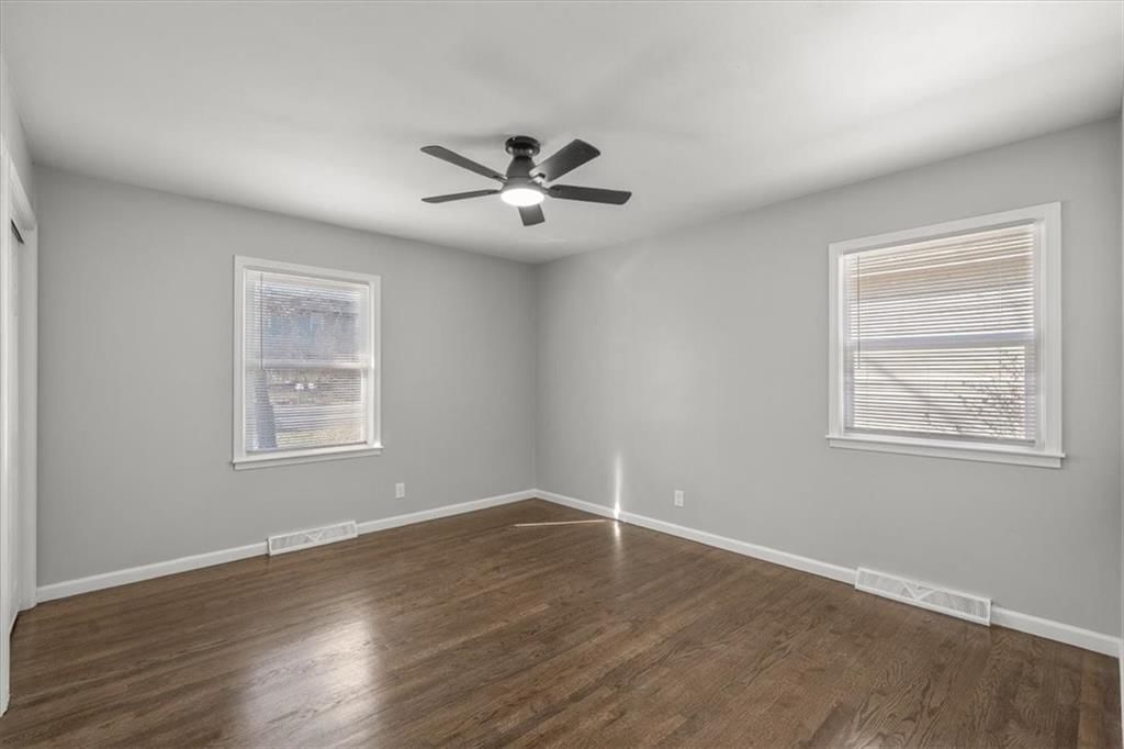 1303 Baltimore Street — photo 16