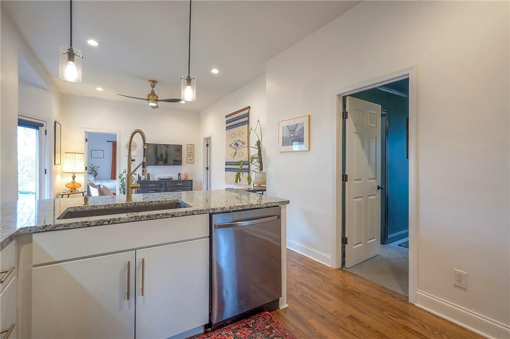 335 Maple Boulevard — photo 11