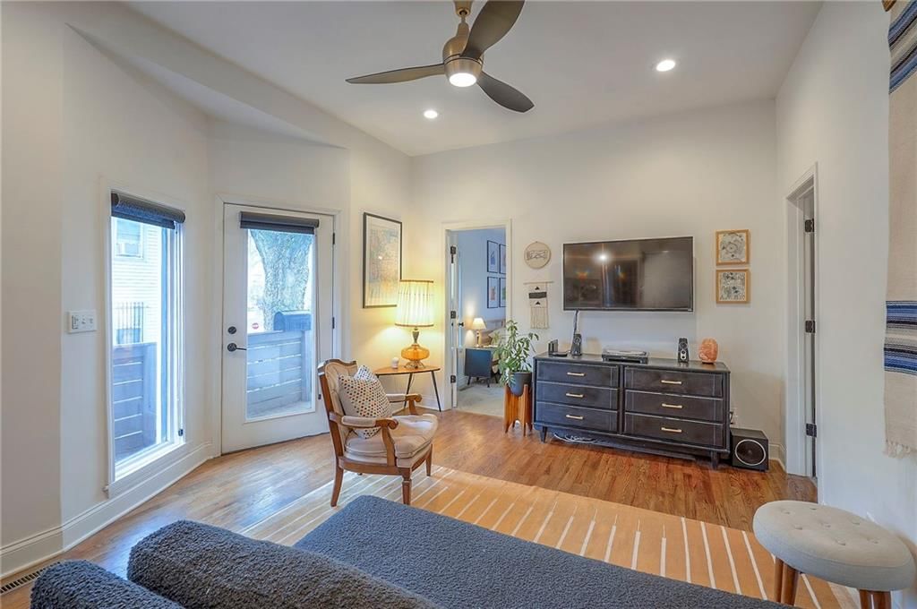 335 Maple Boulevard — photo 7