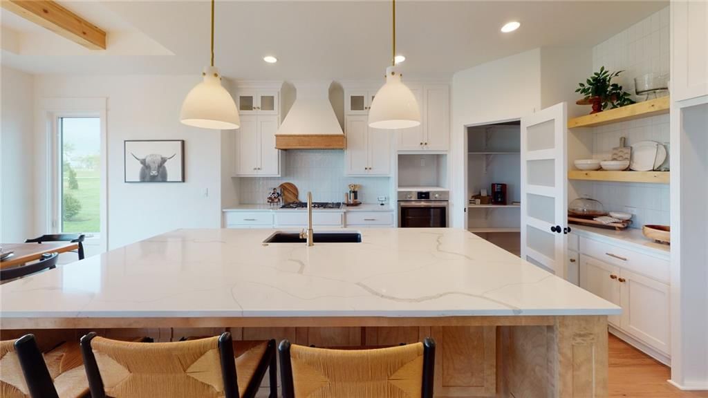 4151 Lake Shore Drive — photo 16