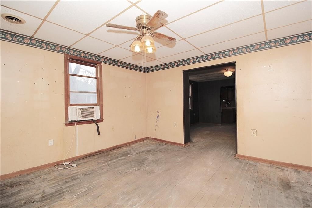 330 W 2nd Avenue — photo 13