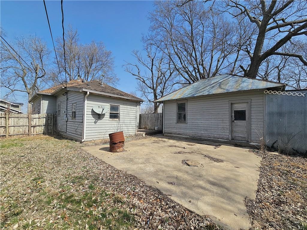 330 W 2nd Avenue — photo 4