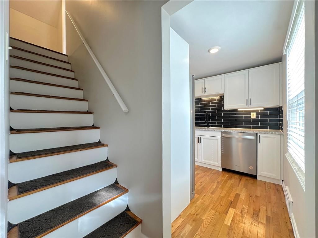 7212 Grand Avenue — photo 12