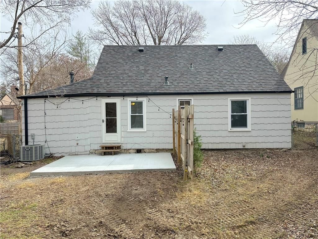 7212 Grand Avenue — photo 20