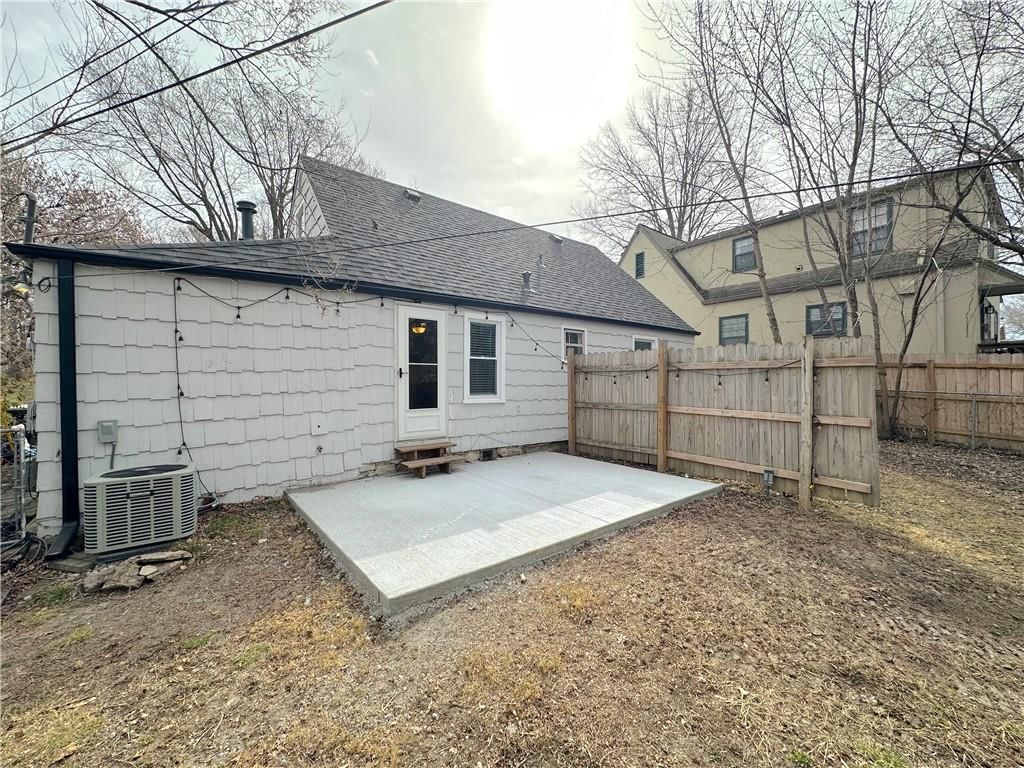 7212 Grand Avenue — photo 21