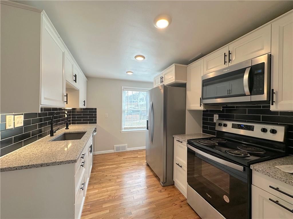 7212 Grand Avenue — photo 6