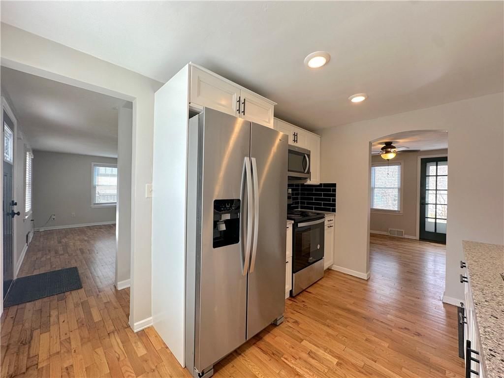 7212 Grand Avenue — photo 8