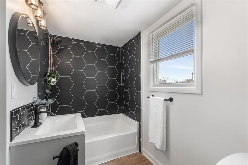 902 S HADEN Street — photo 12