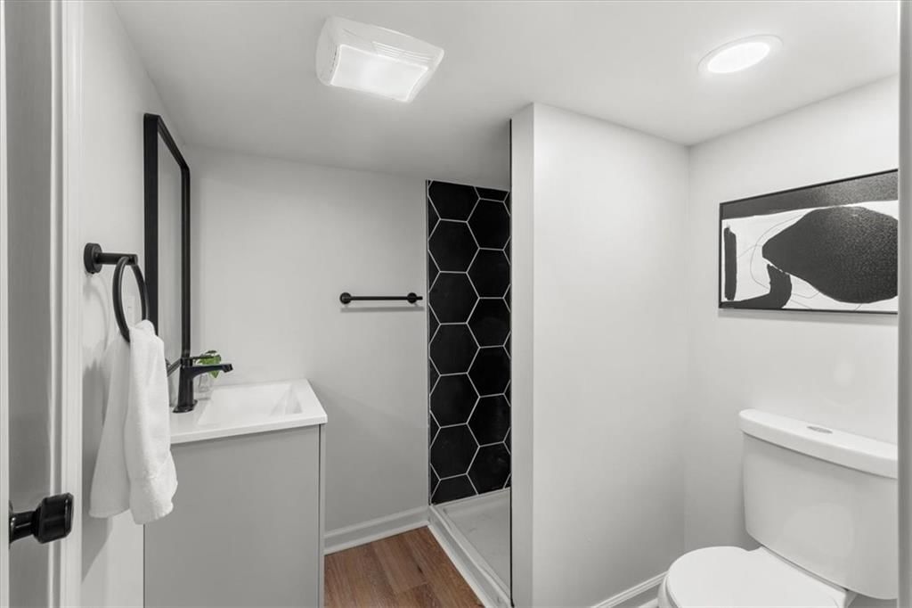 902 S HADEN Street — photo 16