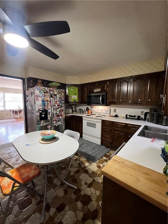 2604 Parallel Avenue — photo 9