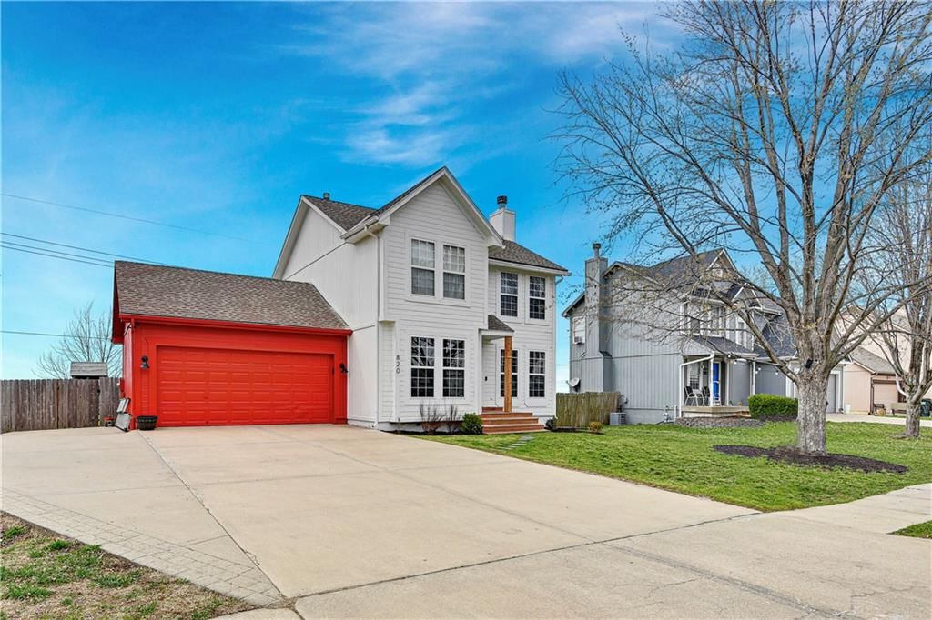820 N Poplar Street — photo 2