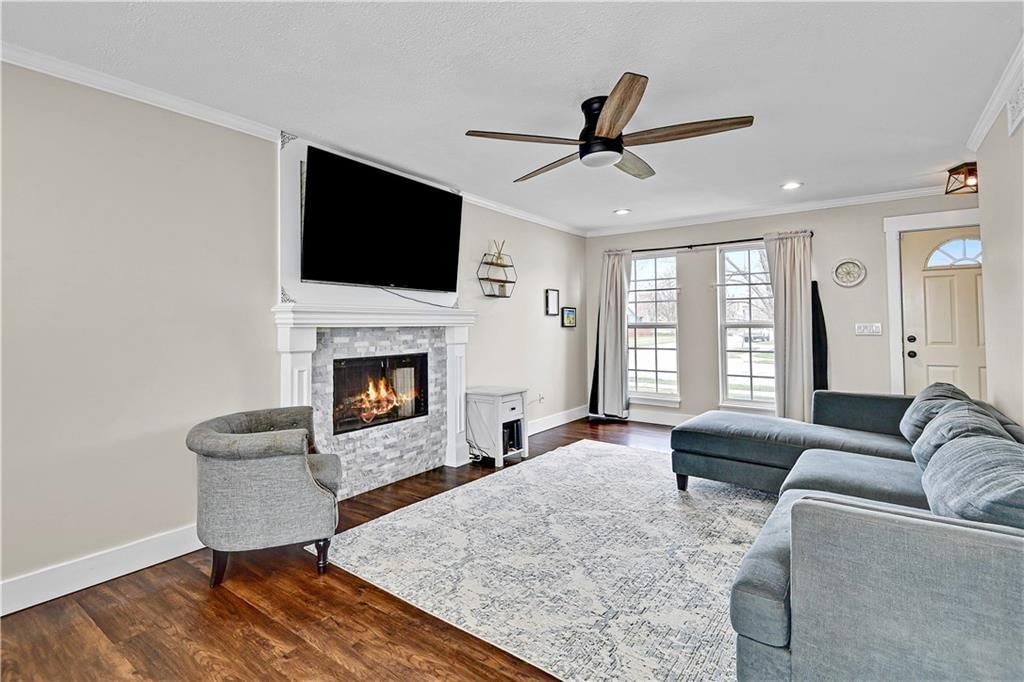 820 N Poplar Street — photo 7