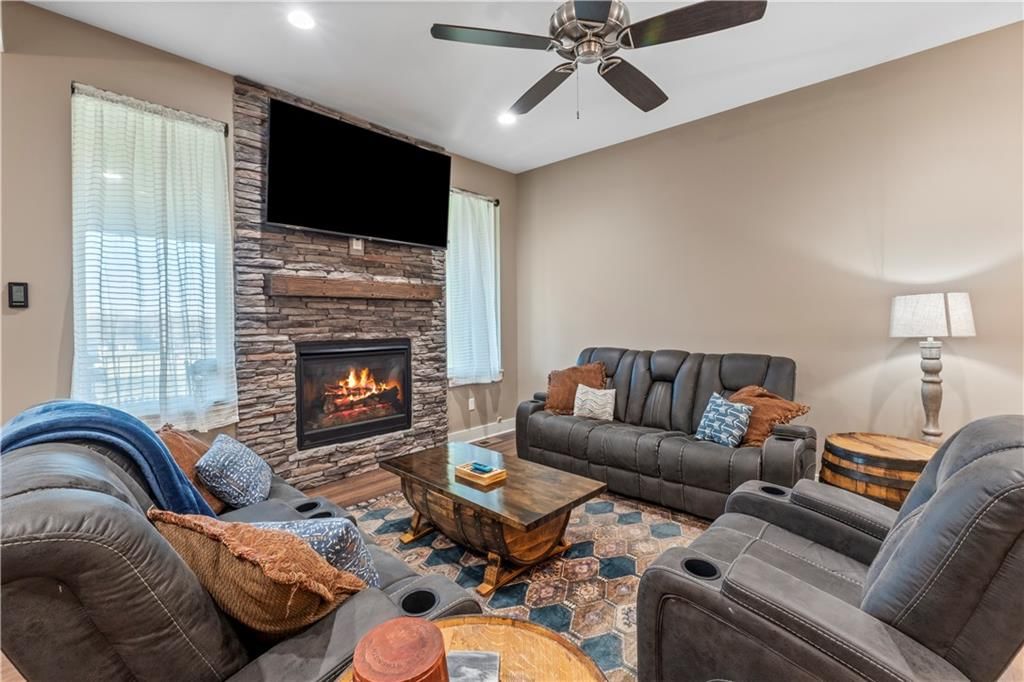 2305 Burris Drive — photo 7