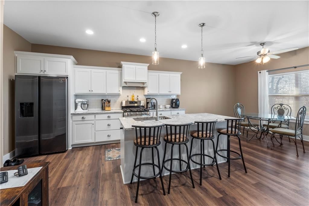 2305 Burris Drive — photo 8