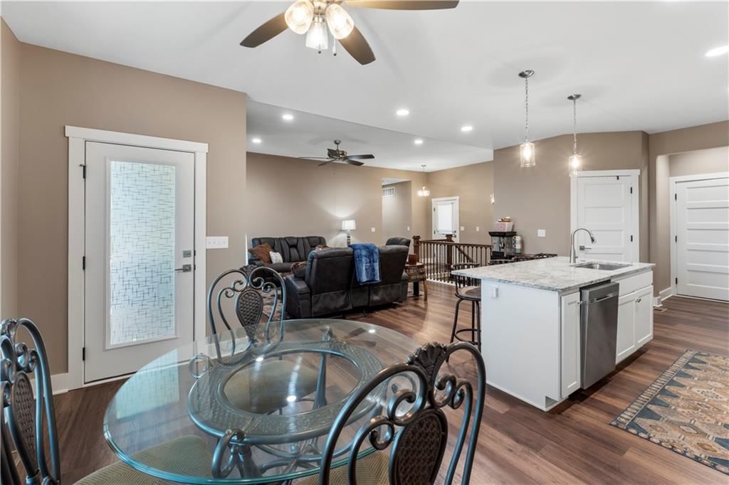 2305 Burris Drive — photo 10