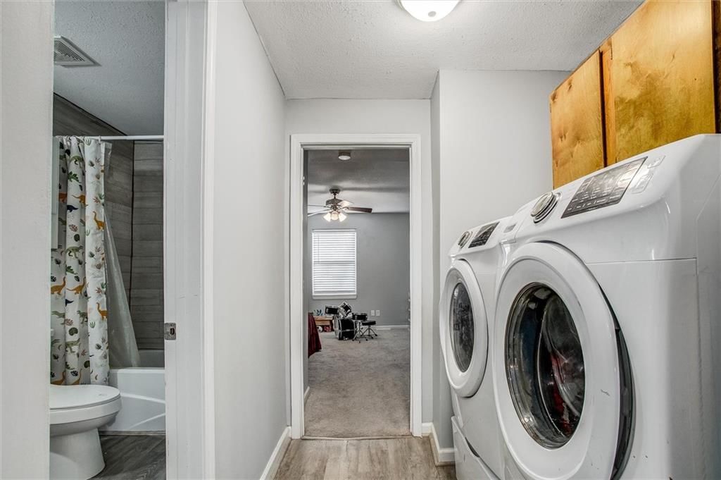 825 N Fuller Street — photo 9