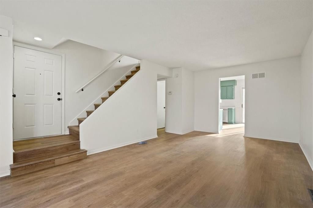 6769 N Askew Circle — photo 3