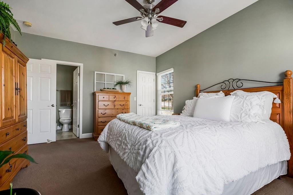 11610 Tomahawk Creek Parkway — photo 15