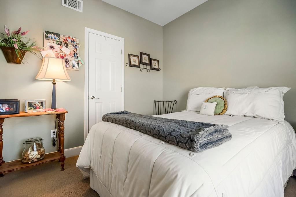 11610 Tomahawk Creek Parkway — photo 19