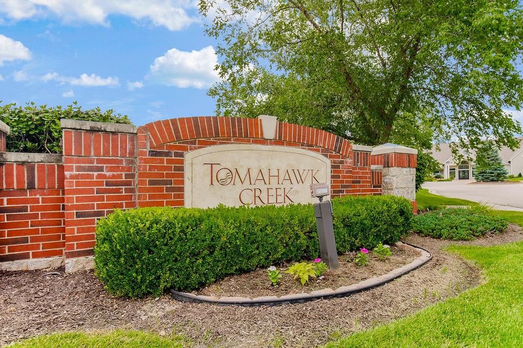 11610 Tomahawk Creek Parkway — photo 23