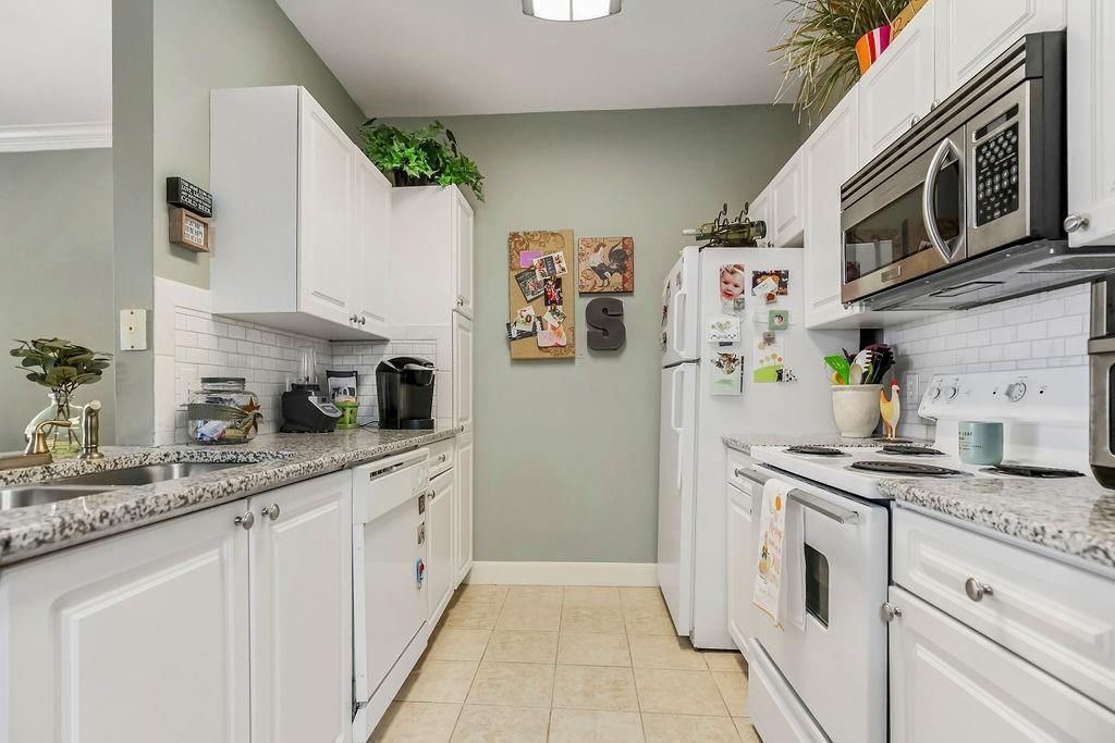 11610 Tomahawk Creek Parkway — photo 9
