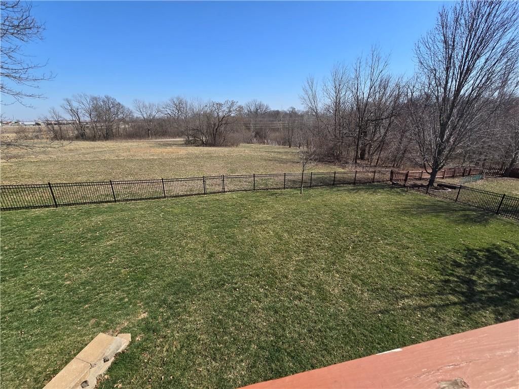 1219 Holland Square — photo 49