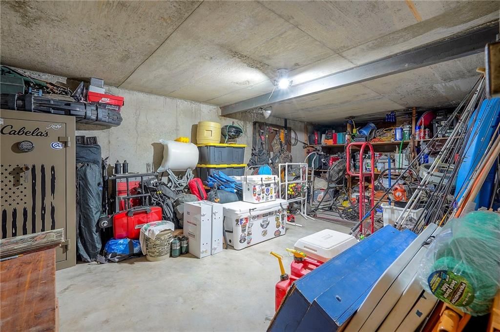 2218 N 73RD Terrace — photo 31