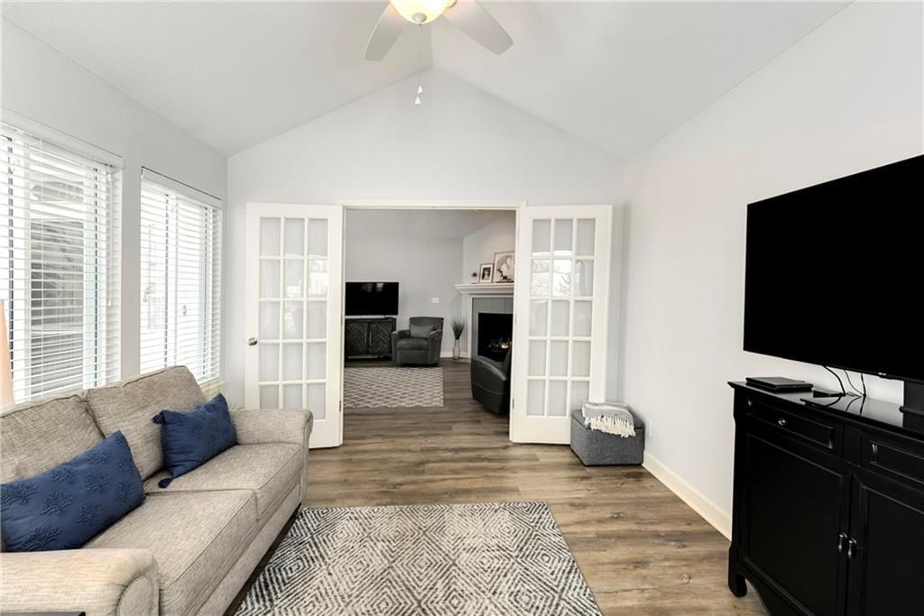 7147 Meadow View Street — photo 6