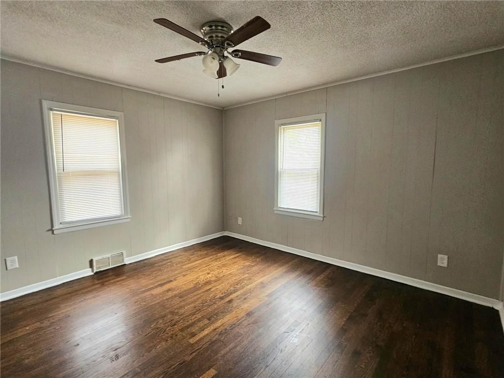 10501 E 60 Terrace — photo 16