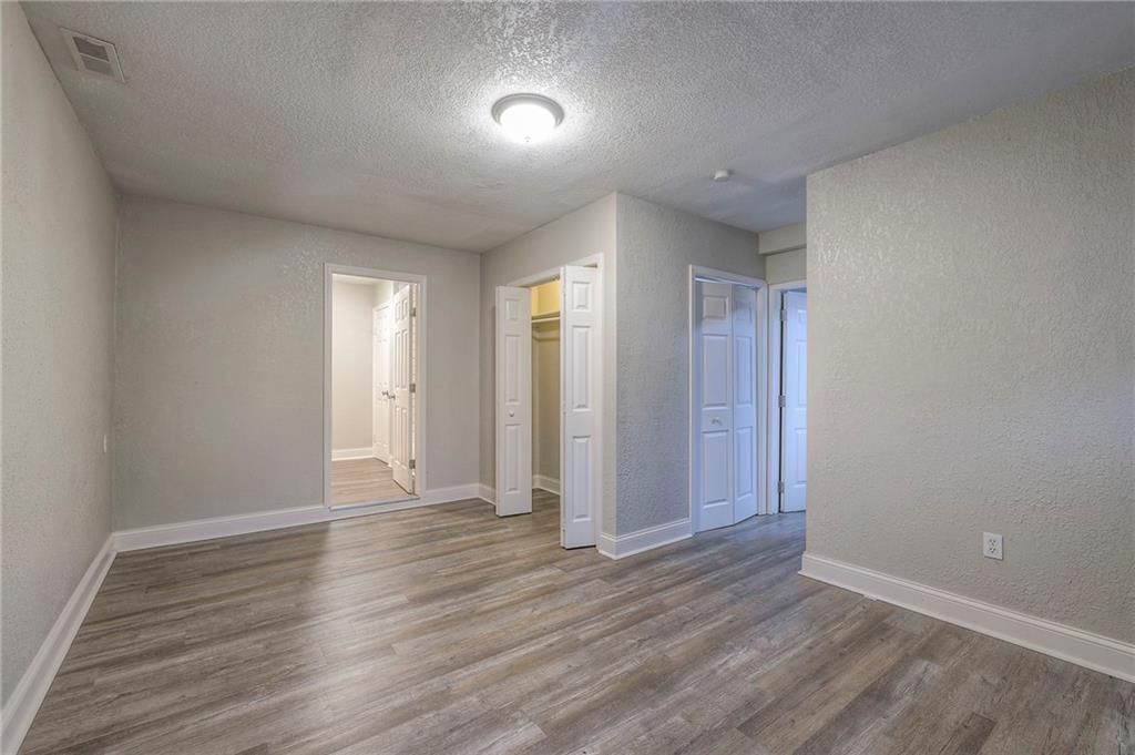 1114 S Scott Avenue — photo 11