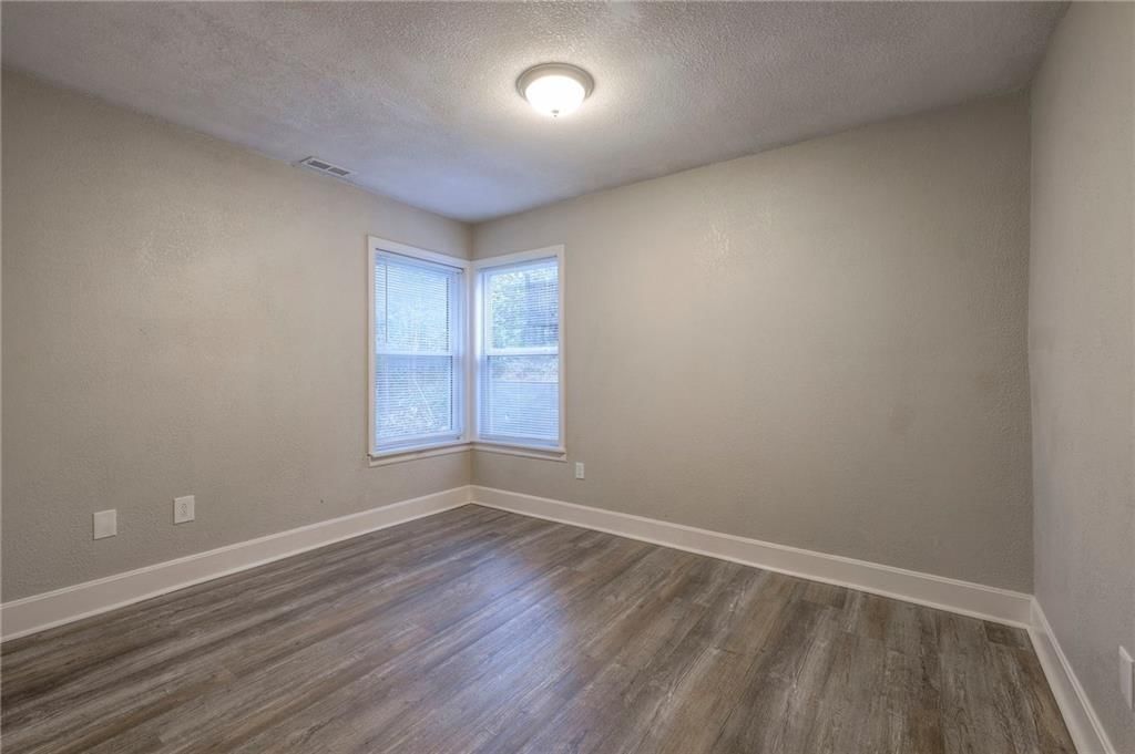1114 S Scott Avenue — photo 19