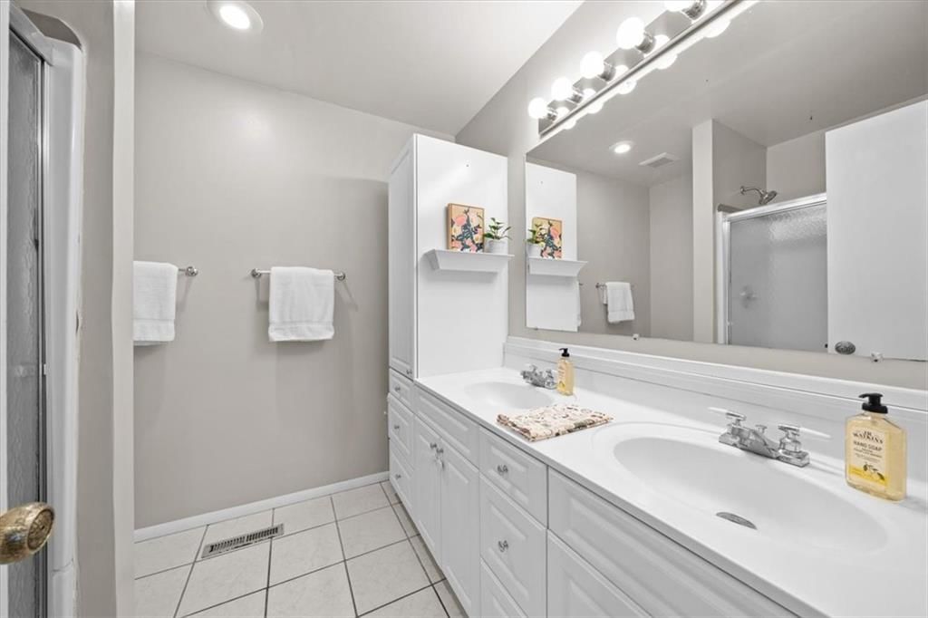 12820 W 109 Street — photo 13