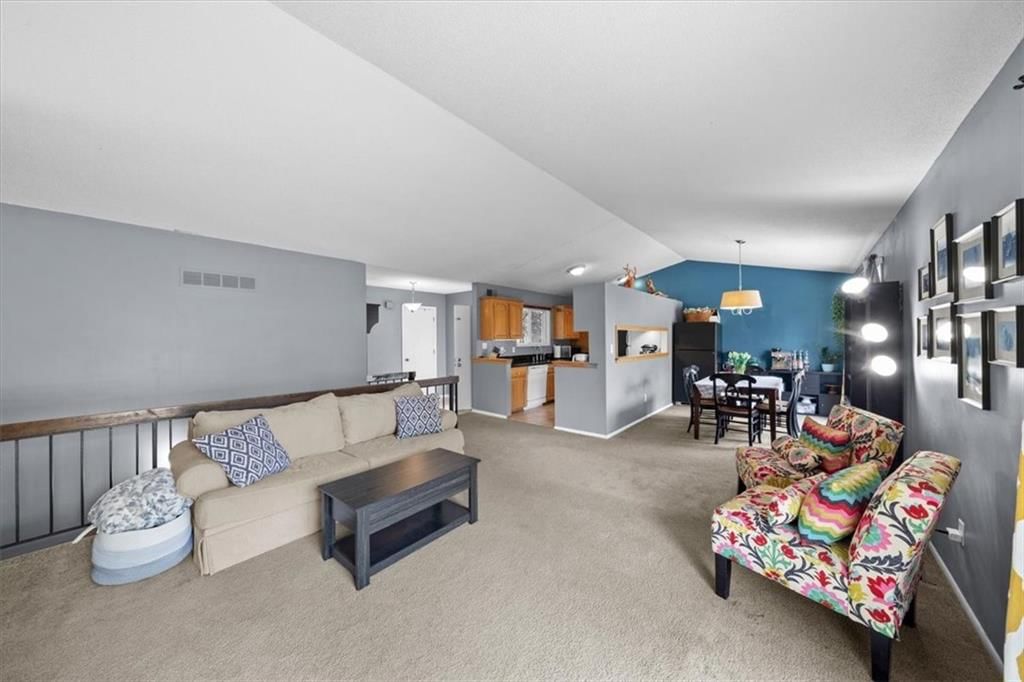 12820 W 109 Street — photo 5