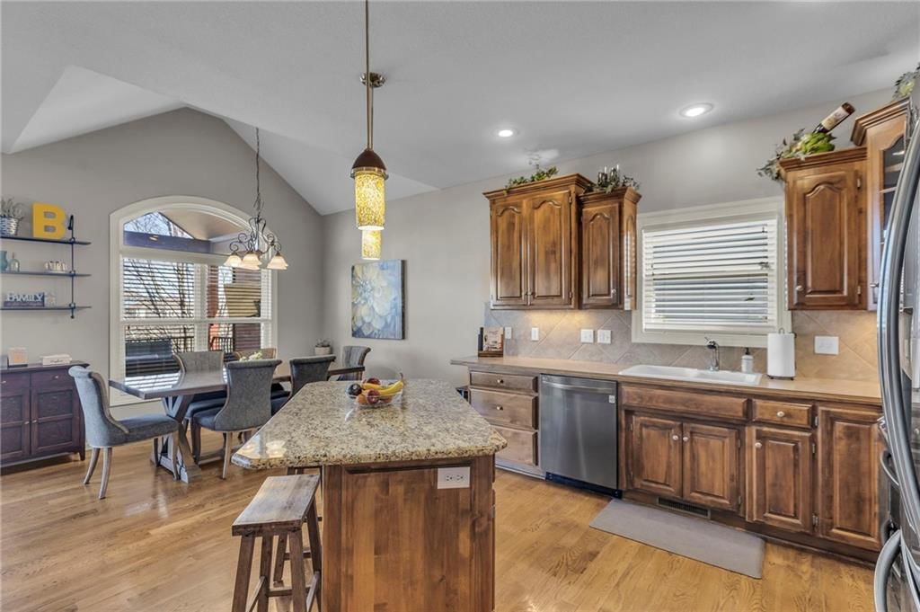 11015 N Laurel Avenue — photo 21