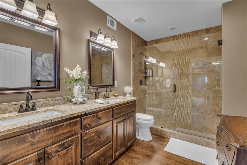 11015 N Laurel Avenue — photo 39