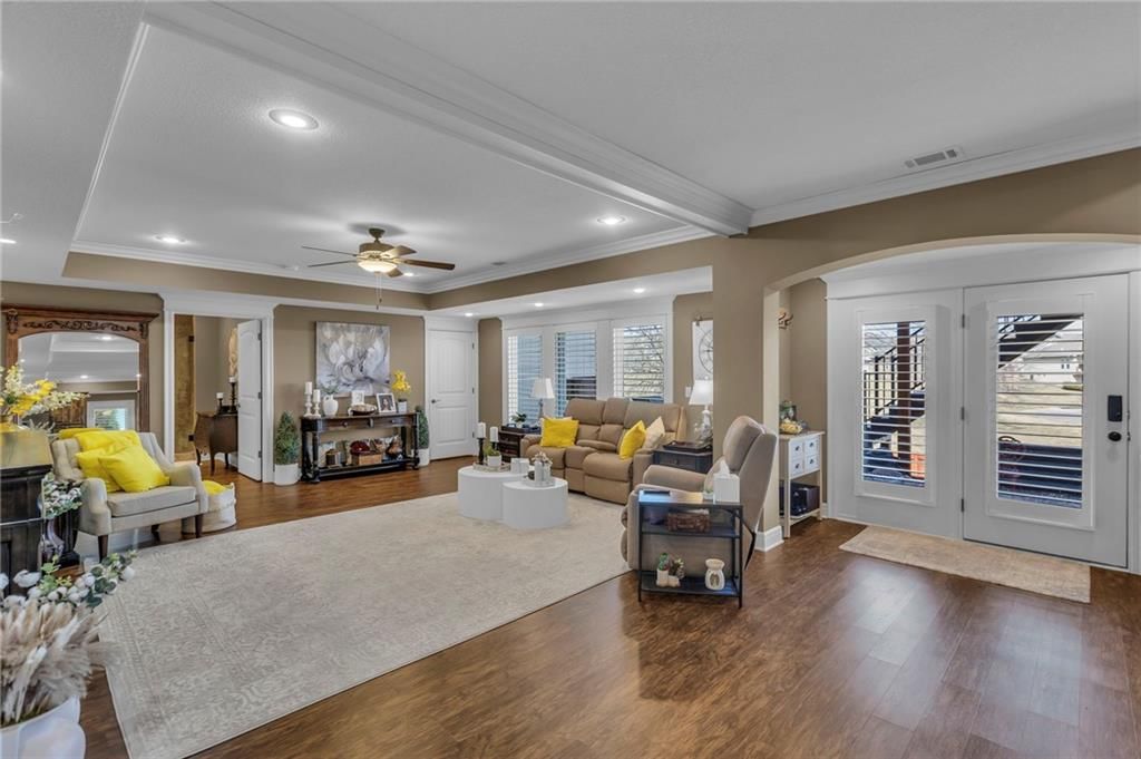 11015 N Laurel Avenue — photo 44