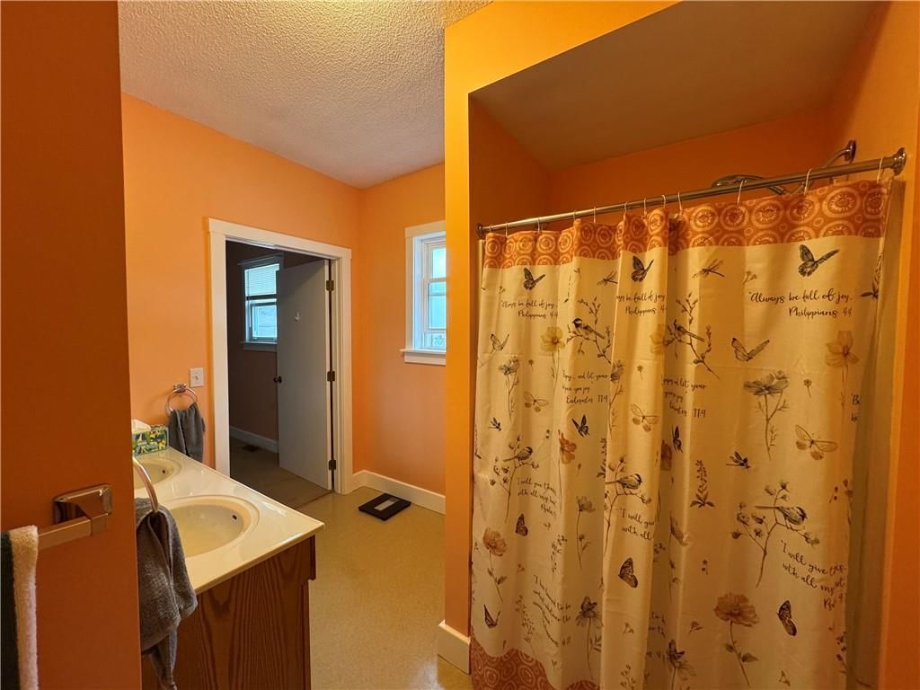 1807 Forest Avenue — photo 15