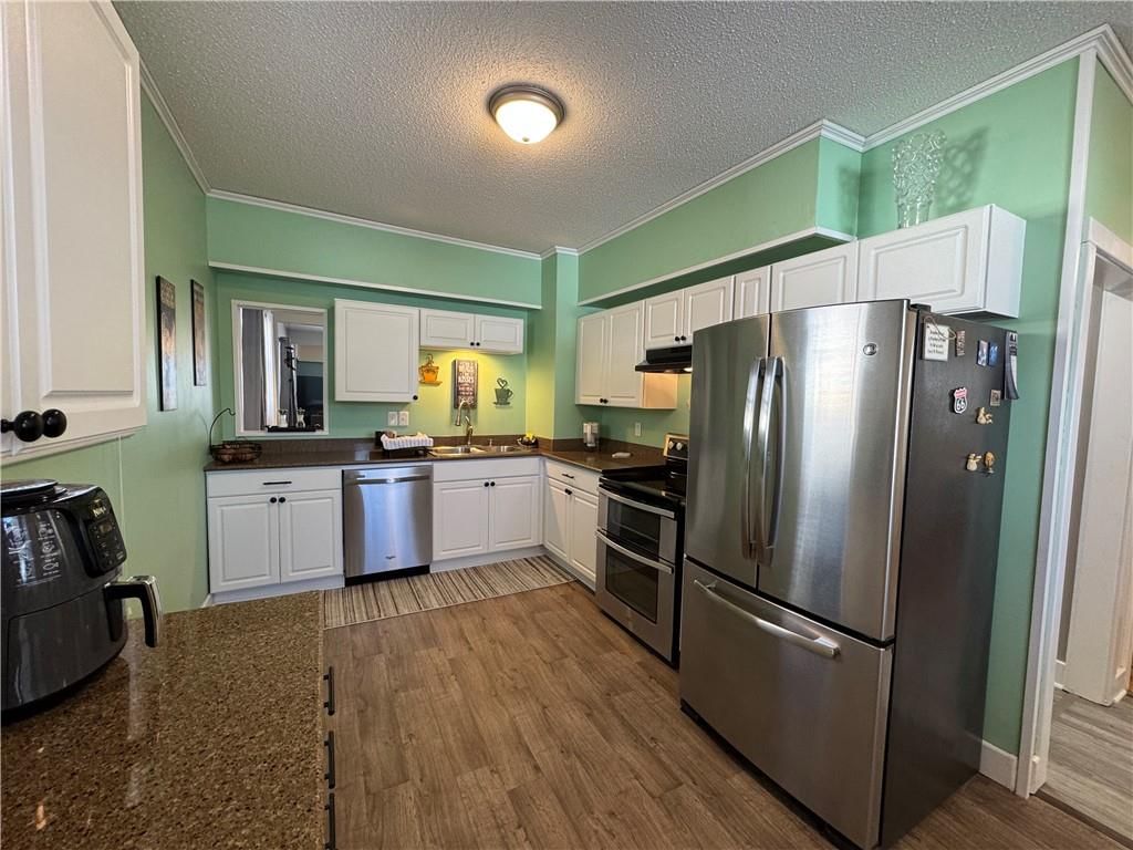 1807 Forest Avenue — photo 21