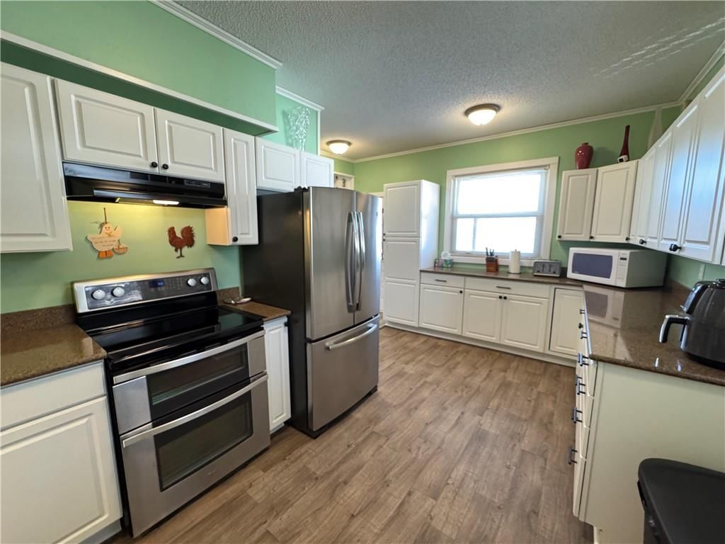 1807 Forest Avenue — photo 23