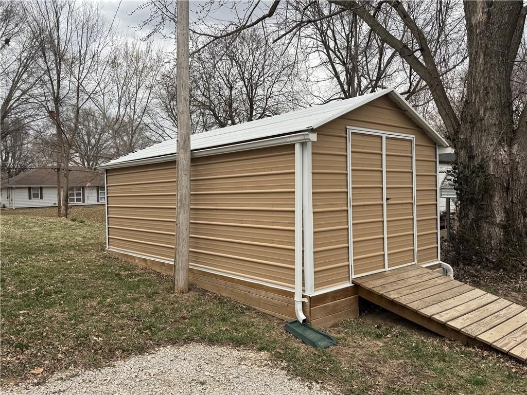 1807 Forest Avenue — photo 36