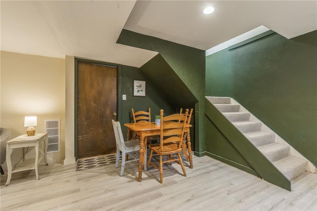 7924 N Troost Avenue — photo 35