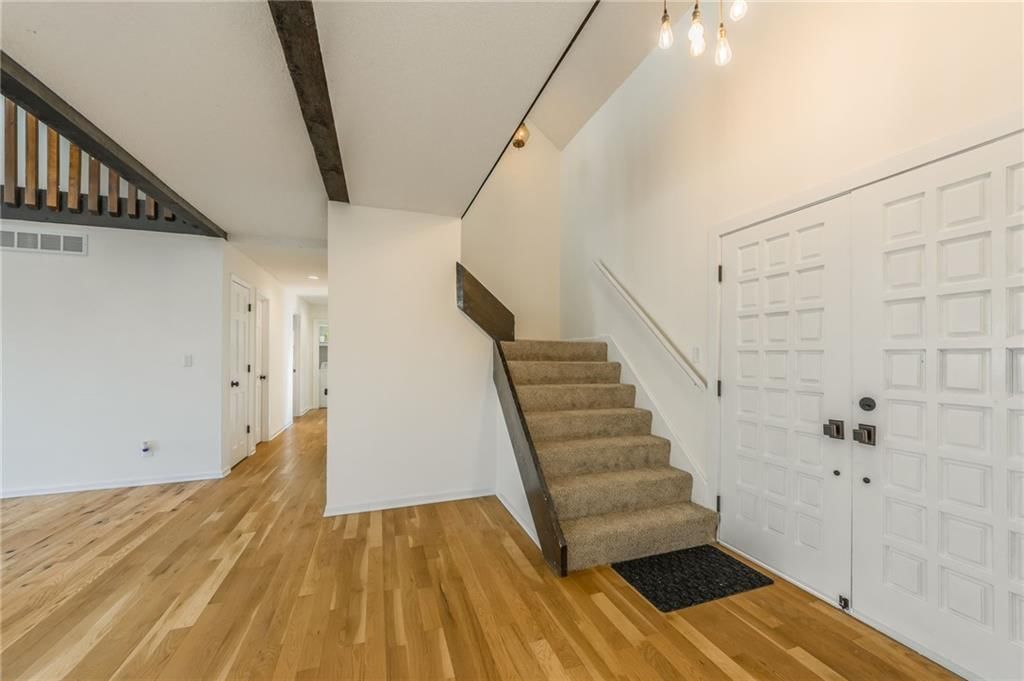 7924 N Troost Avenue — photo 9